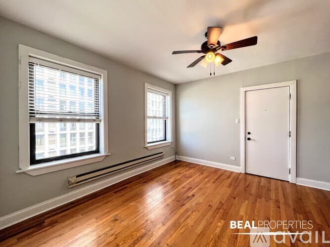 Chicago Apartment: 612 W Patterson Ave