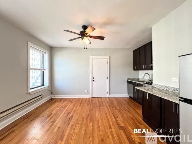 Chicago Apartment: 612 W Patterson Ave