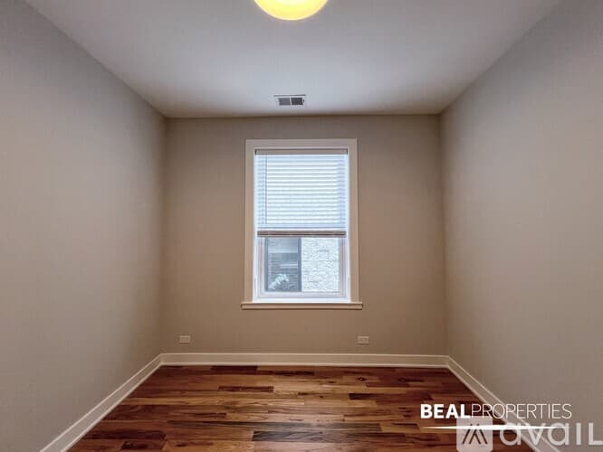 Chicago Apartment: 656 W Wrightwood Ave