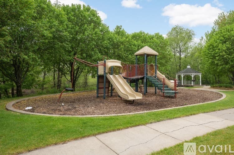 Maple Grove Townhome: 6603 Olive Lane North