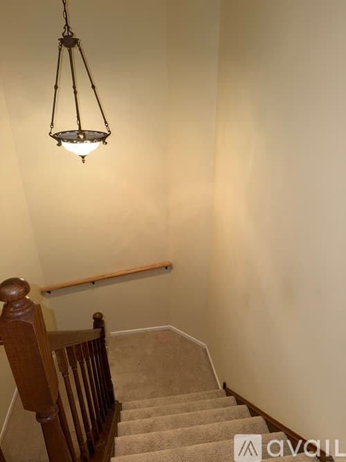 Hanover Park House: 2106 Glasgow Ct