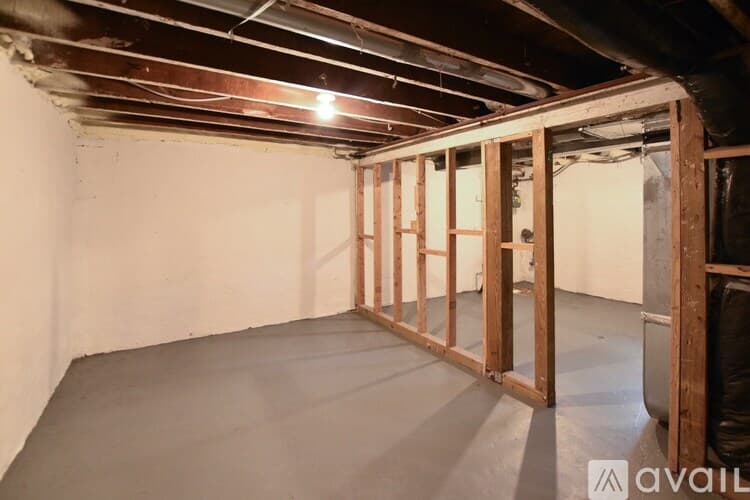 Minneapolis House: 100 E 38th St