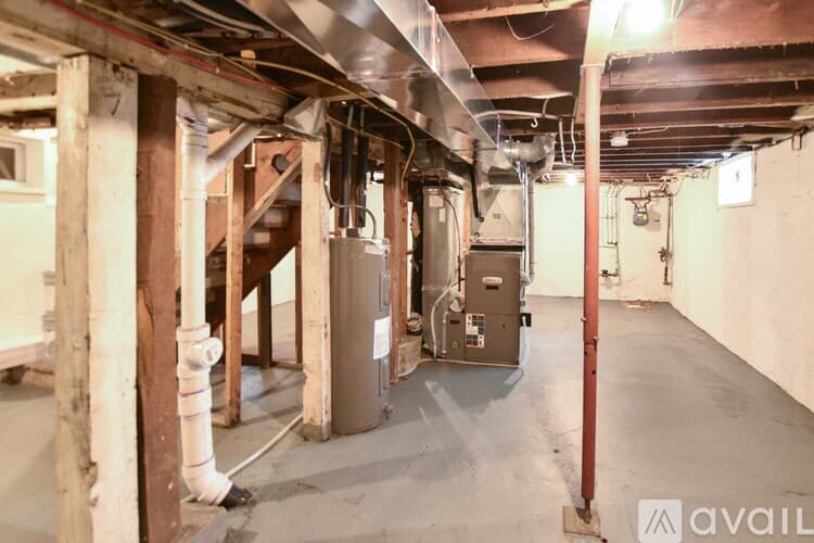 Minneapolis House: 100 E 38th St
