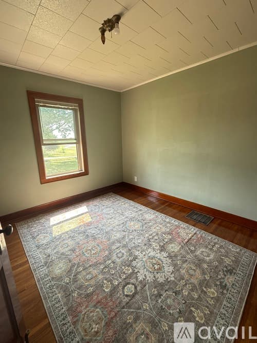 Atwater House: 5075 County Rd 4 NE