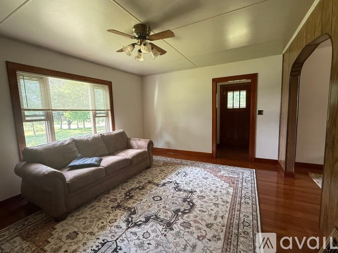 Atwater House: 5075 County Rd 4 NE