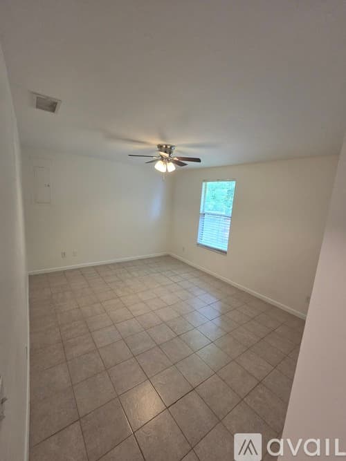 Fort Myers House: 9013 San Carlos Boulevard