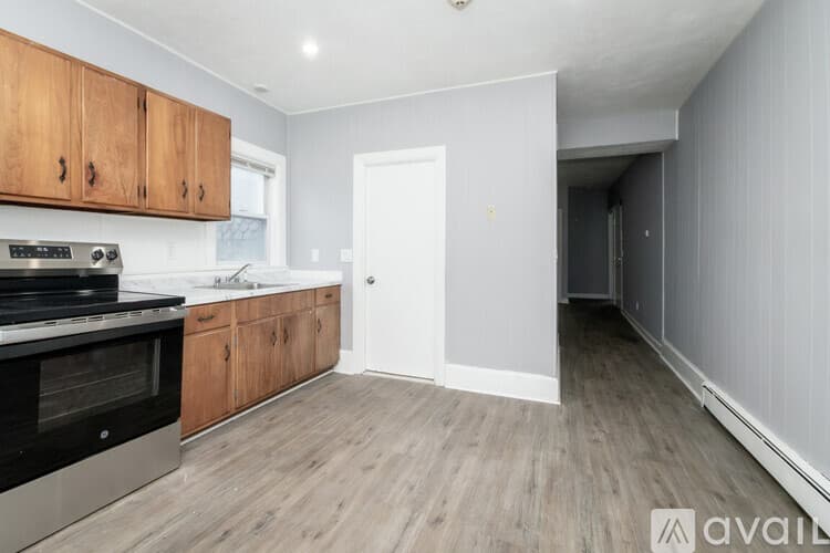 Melrose Apartment: 23 25 W Wyoming Ave