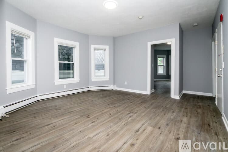 Melrose Apartment: 23 25 W Wyoming Ave