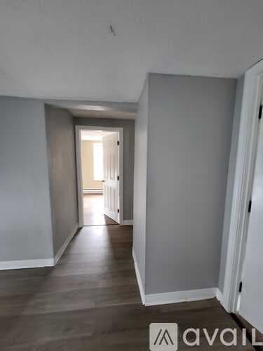 Fall River Apartment: 229 Brightman Street