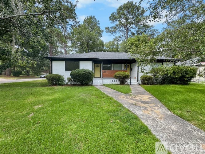 Savannah Apartment: 302 Brandywine Rd