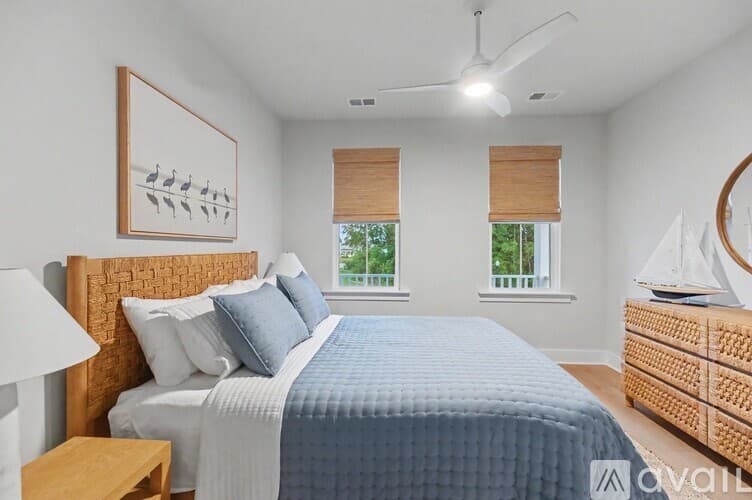 Summerville House: 124 Cloverfield Trl Dr
