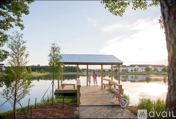 Summerville House: 124 Cloverfield Trl Dr