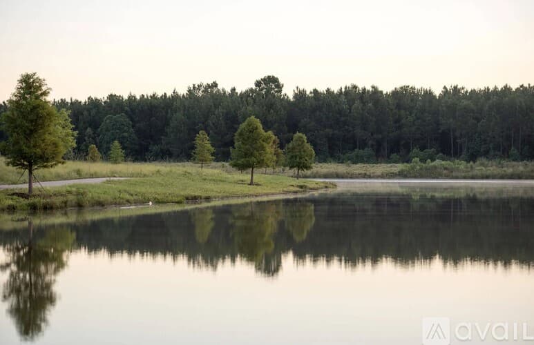 Summerville House: 124 Cloverfield Trl Dr