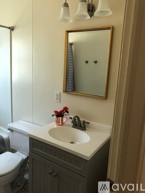 Greenville House: 6 Harding Dr