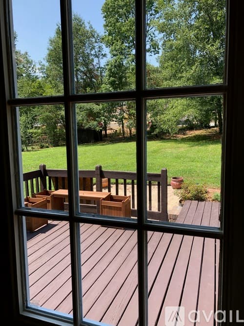 Greenville House: 6 Harding Dr