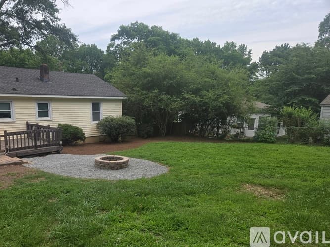 Greenville House: 6 Harding Dr