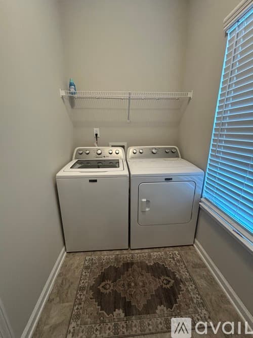 Columbia Townhome: 139 Hunters Grove Dr
