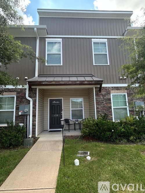 Columbia Townhome: 139 Hunters Grove Dr