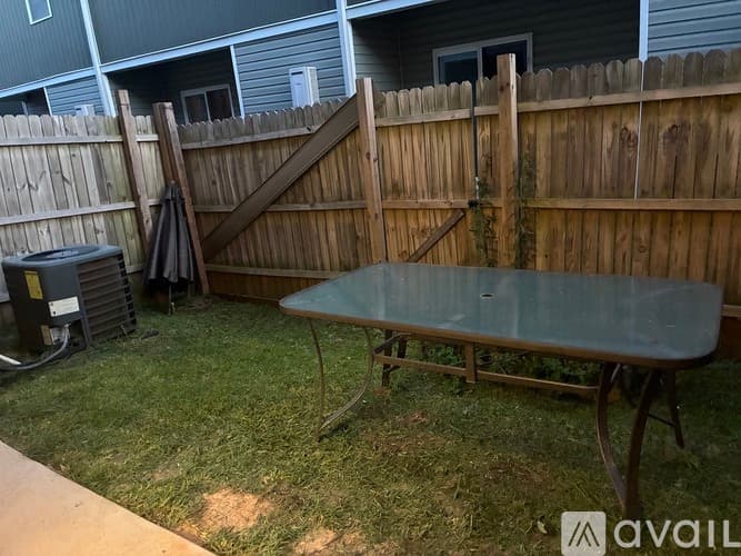 Columbia Townhome: 139 Hunters Grove Dr
