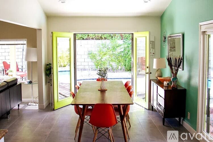 Palm Springs House: 945 Nueva Vista Drive South