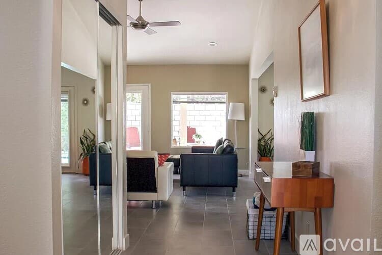 Palm Springs House: 945 Nueva Vista Drive South