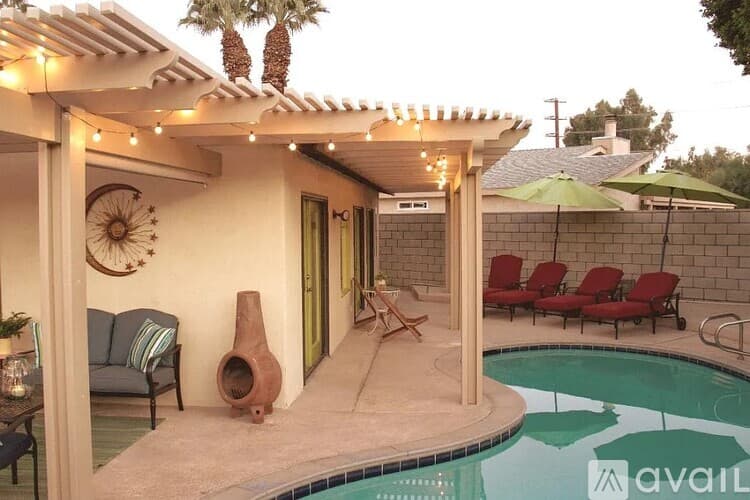 Palm Springs House: 945 Nueva Vista Drive South