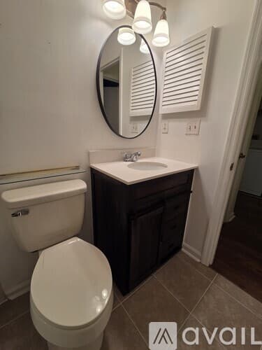 Dade City House: 35086 Whispering Oaks Blvd