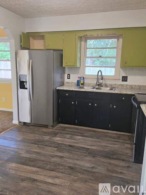 Columbus House: 4610 Nickerson Ct
