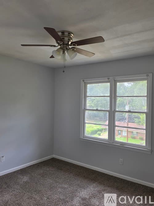 Columbus House: 4610 Nickerson Ct