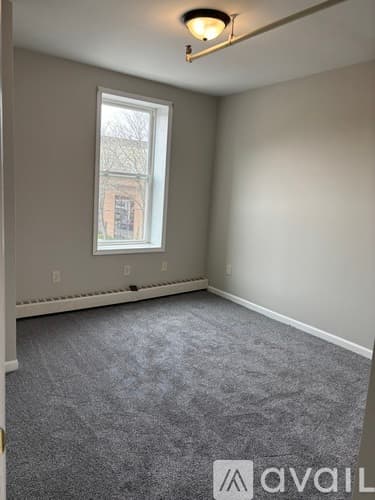 Oneida Apartment: 138 Main St