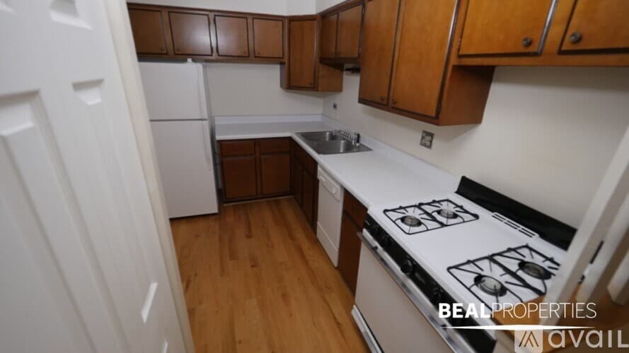 Chicago Apartment: 660 W Wrightwood Ave