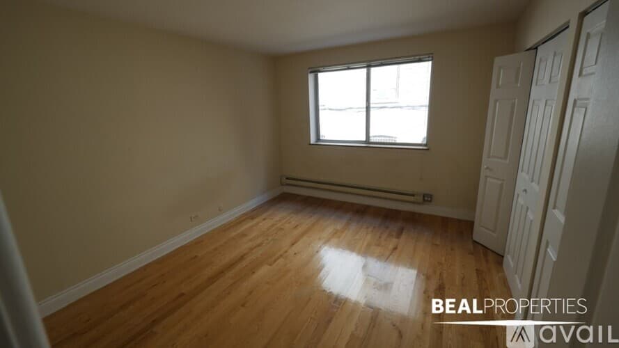 Chicago Apartment: 660 W Wrightwood Ave