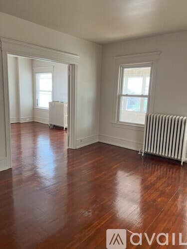 Ventnor City Apartment: 2 North Austin Avenue