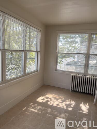 Ventnor City Apartment: 2 North Austin Avenue