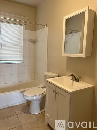 Ventnor City Apartment: 2 North Austin Avenue