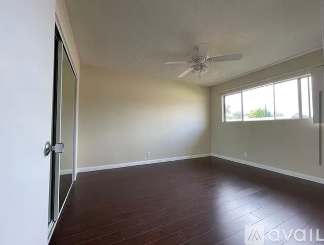 La Crescenta-Montrose Apartment: 4425 Ocean View Boulevard