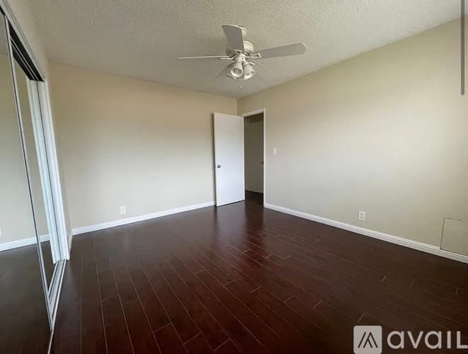 La Crescenta-Montrose Apartment: 4425 Ocean View Boulevard