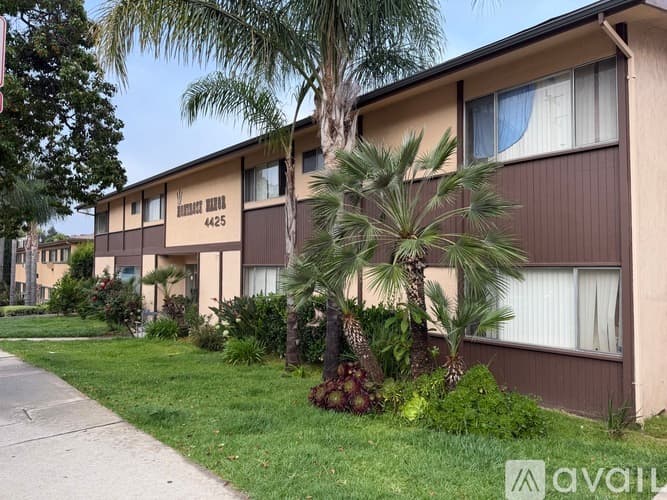 La Crescenta-Montrose Apartment: 4425 Ocean View Boulevard