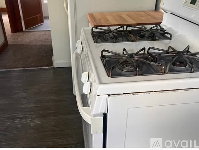 Cleveland Apartment: 4411 Memphis Avenue