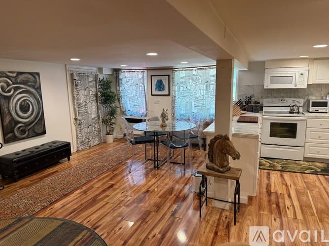Westport Apartment: Newtown Turnpike Westport