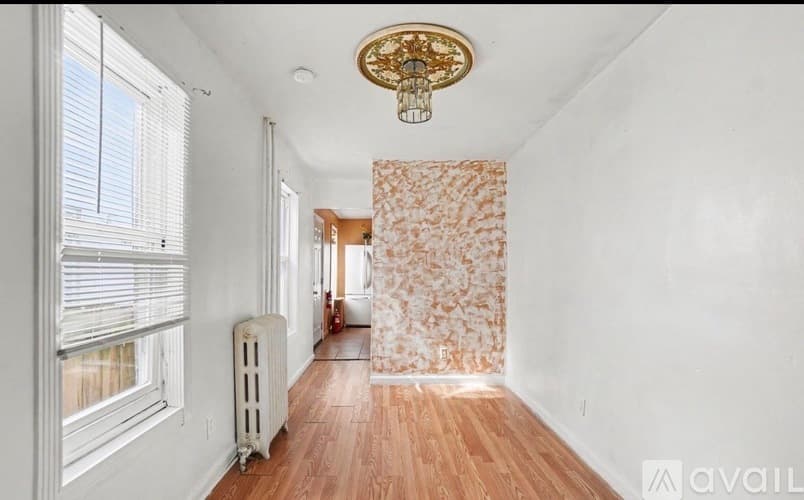 Reading House: 1105 Green Street