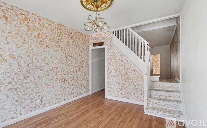 Reading House: 1105 Green Street