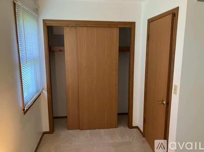 Butler Apartment: 101 Ableview Dr