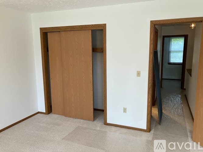 Butler Apartment: 101 Ableview Dr