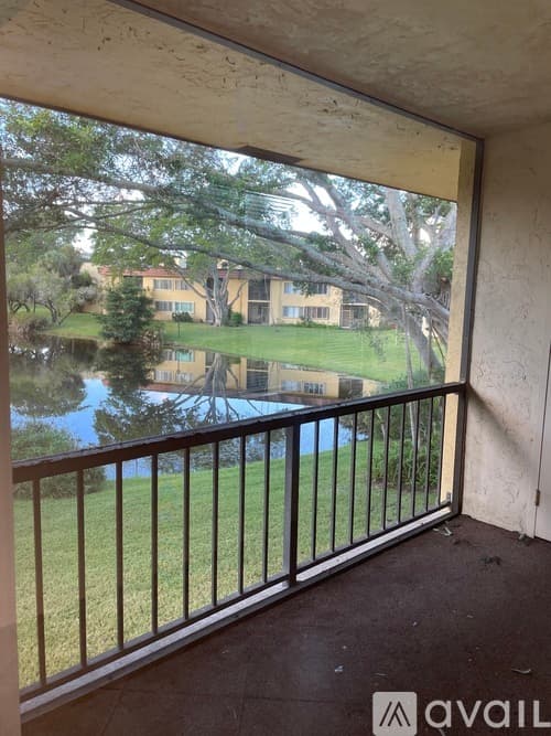 Boca Raton Apartment: 830 SW 9th St Cir