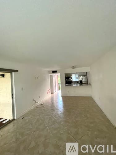 Boca Raton Apartment: 830 SW 9th St Cir