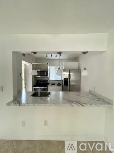 Boca Raton Apartment: 830 SW 9th St Cir