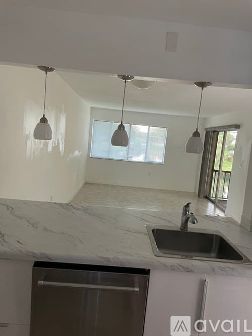 Boca Raton Apartment: 830 SW 9th St Cir