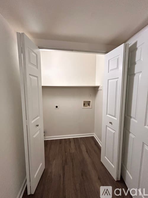 Savannah Apartment: 1087 Fords Pointe Cir