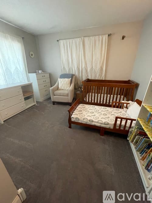 Guilford Condo: 2514 Boston Post Road
